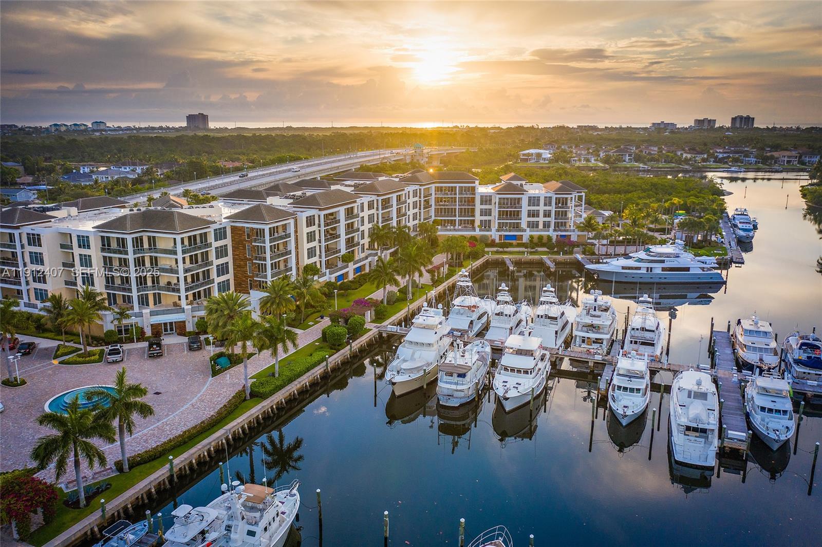 2700 Donald Ross Rd #306, Palm Beach Gardens FL 33410