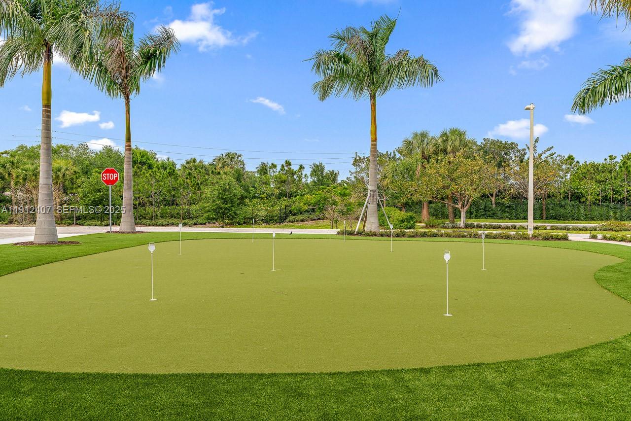 2700 Donald Ross Rd #306, Palm Beach Gardens FL 33410