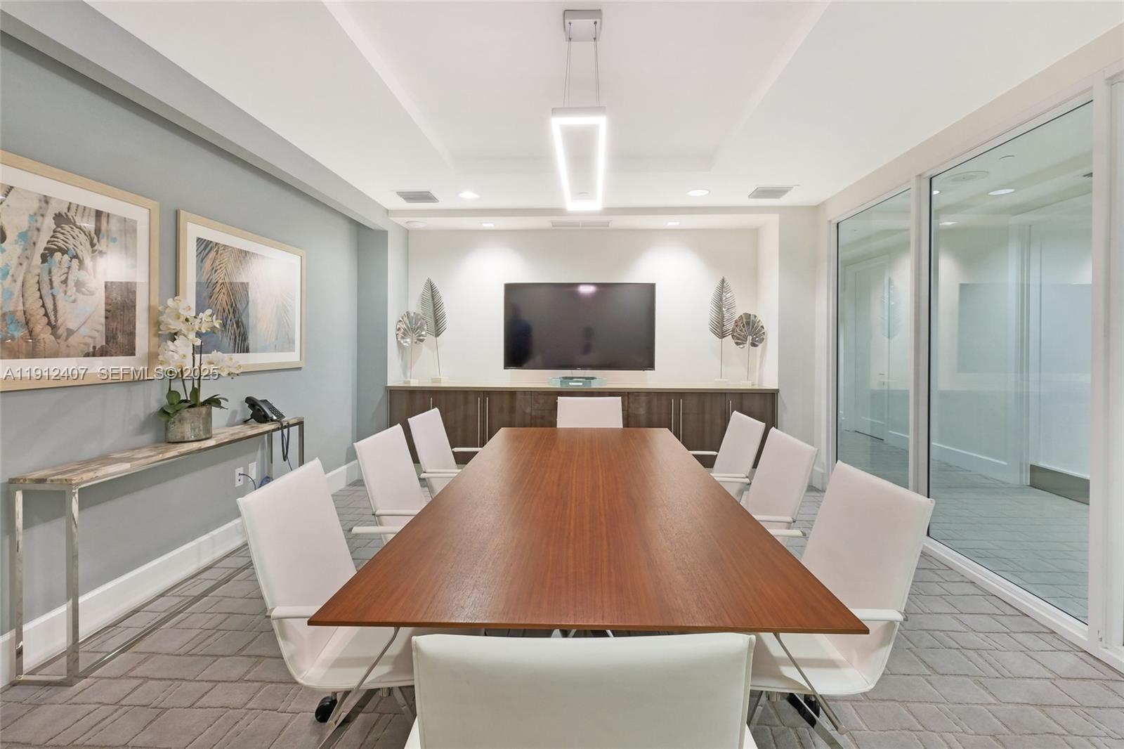 2700 Donald Ross Rd #306, Palm Beach Gardens FL 33410