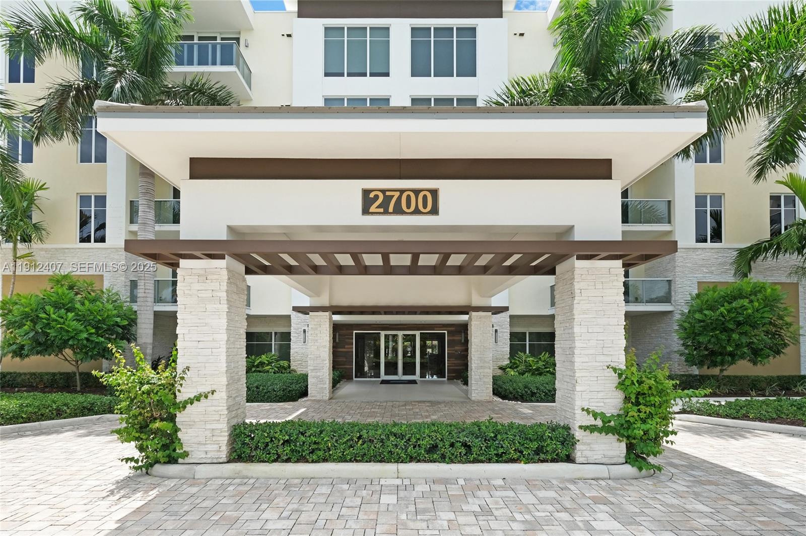 2700 Donald Ross Rd #306, Palm Beach Gardens FL 33410
