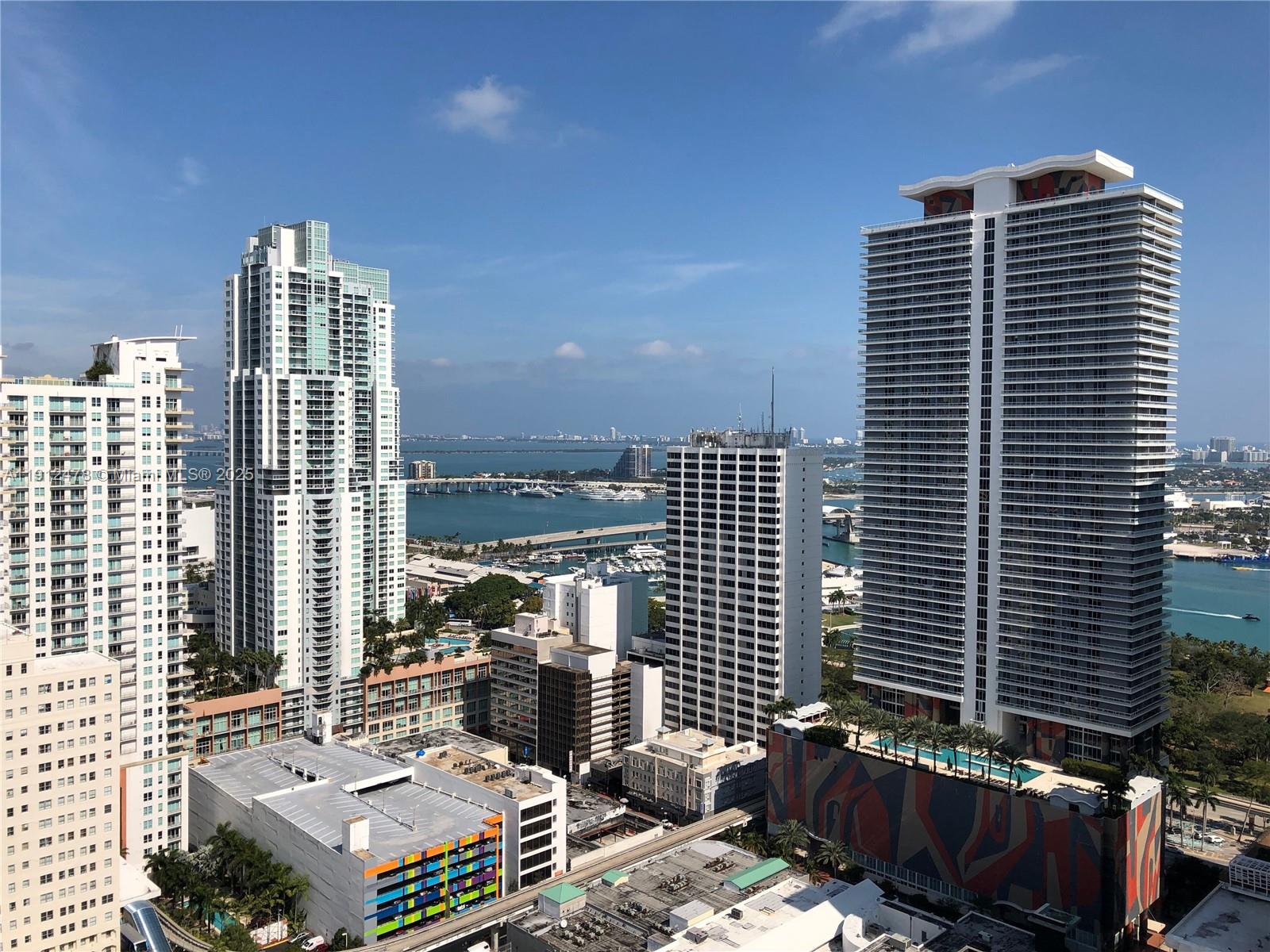151 SE 1st St #3304, Miami FL 33131