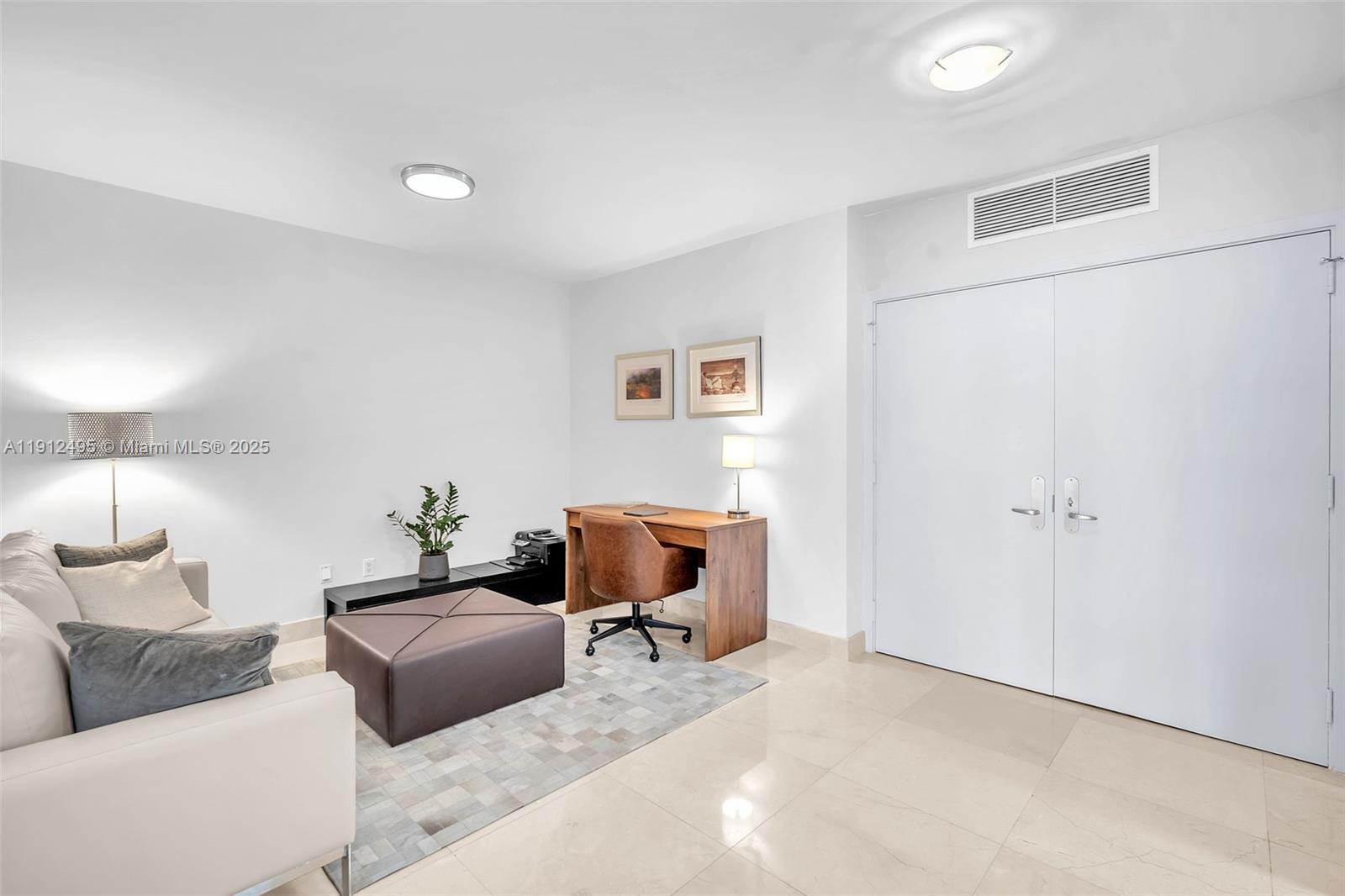 1331 Brickell Bay Dr #3609, Miami FL 33131