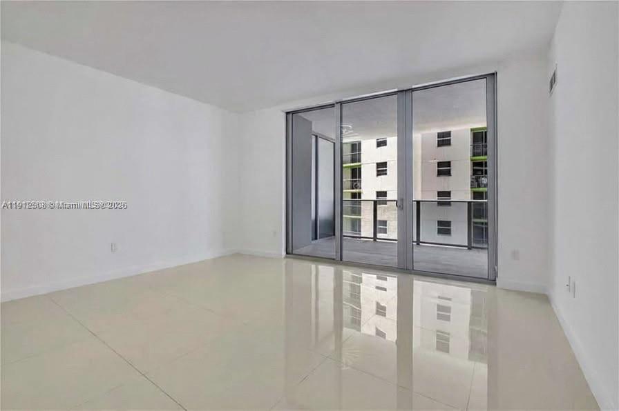 488 NE 18th St #3204, Miami FL 33132