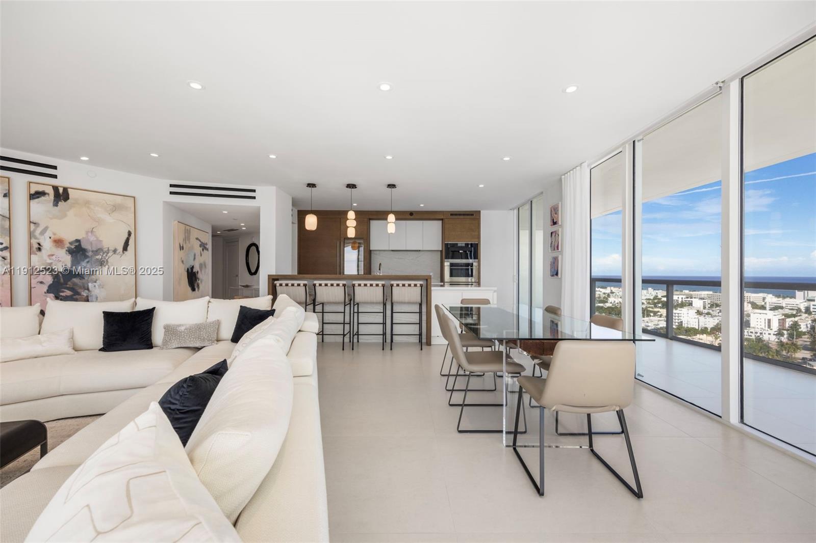 450 Alton Rd #2007, Miami Beach FL 33139