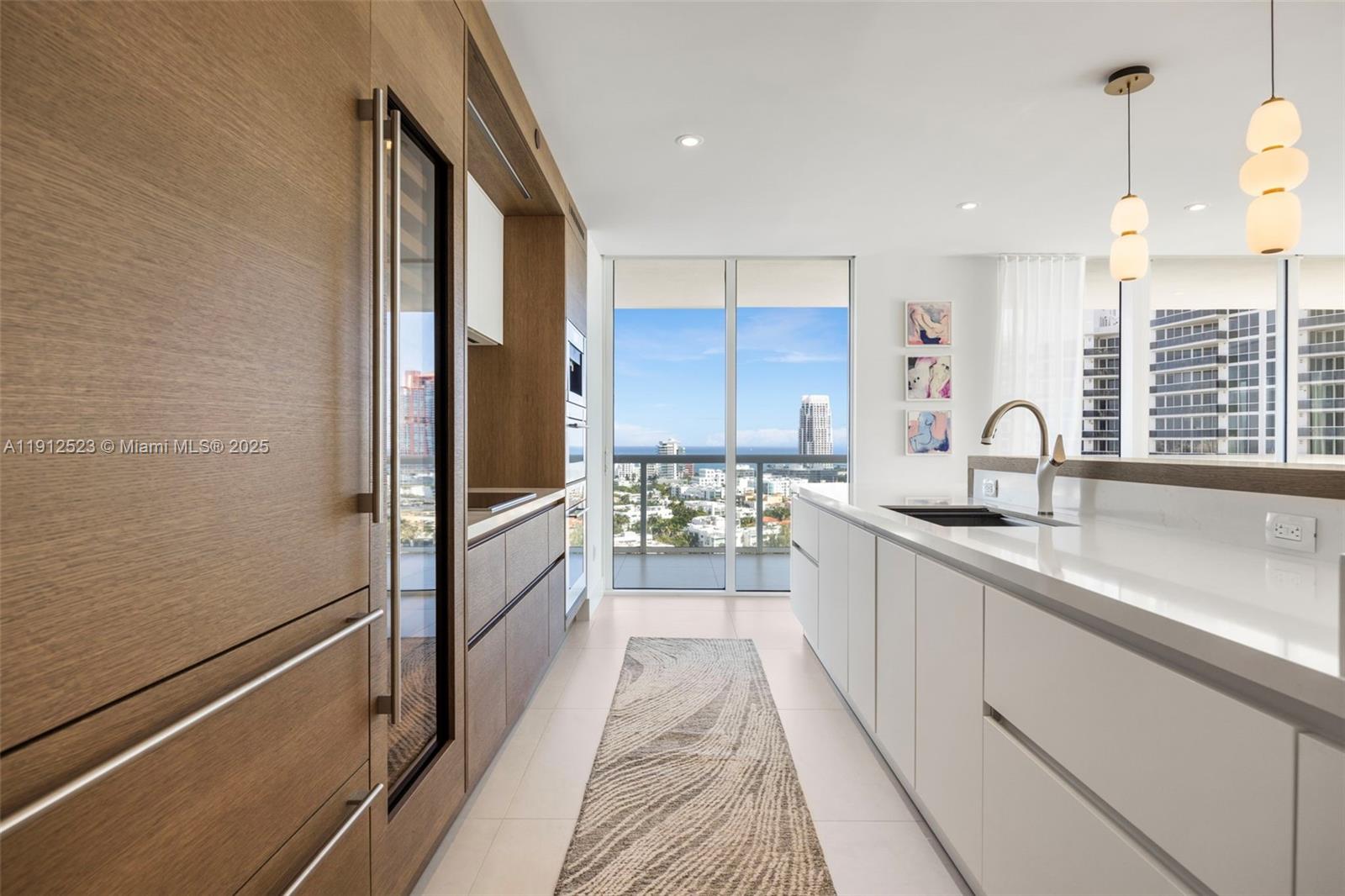 450 Alton Rd #2007, Miami Beach FL 33139
