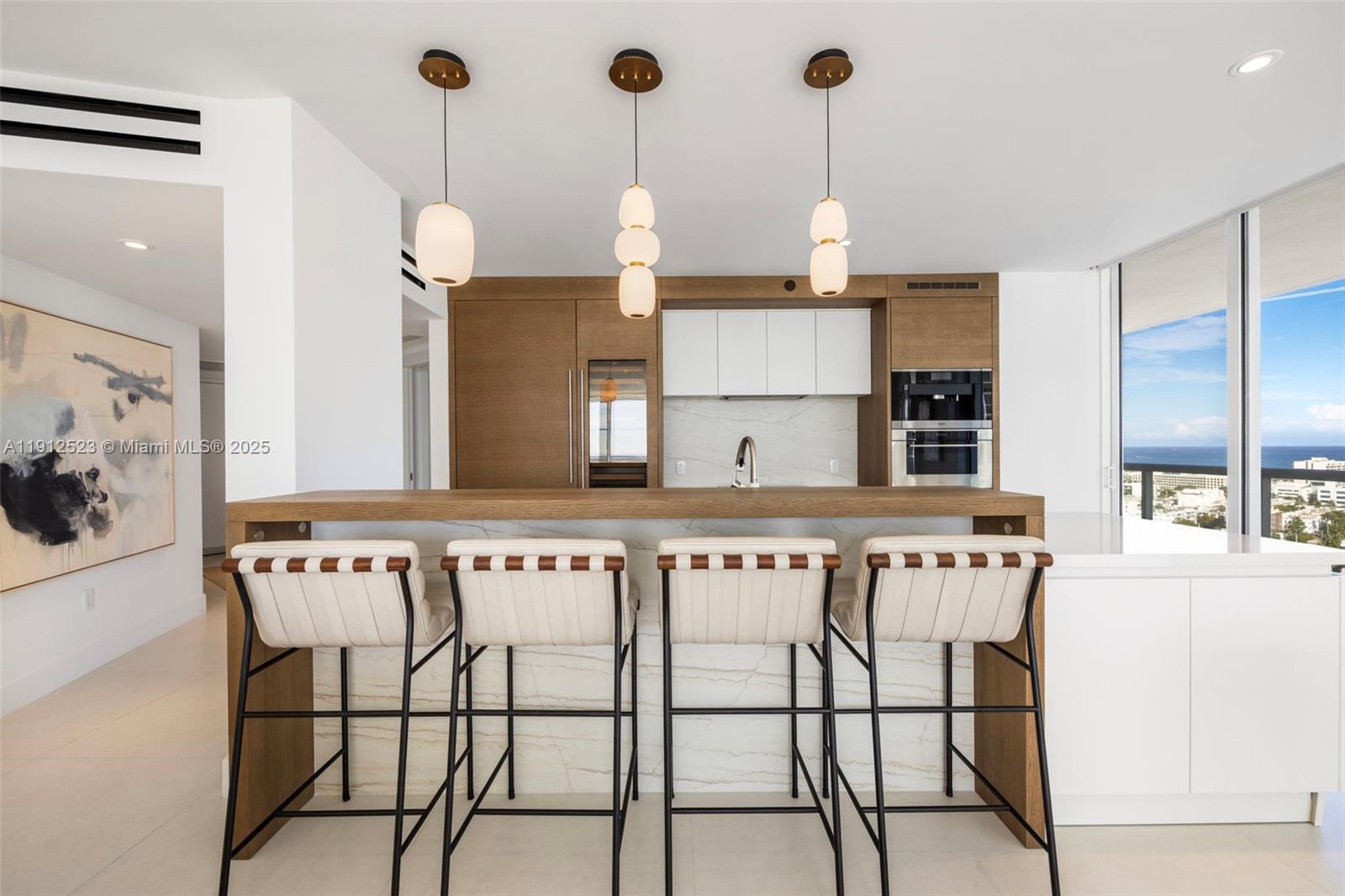 450 Alton Rd #2007, Miami Beach FL 33139