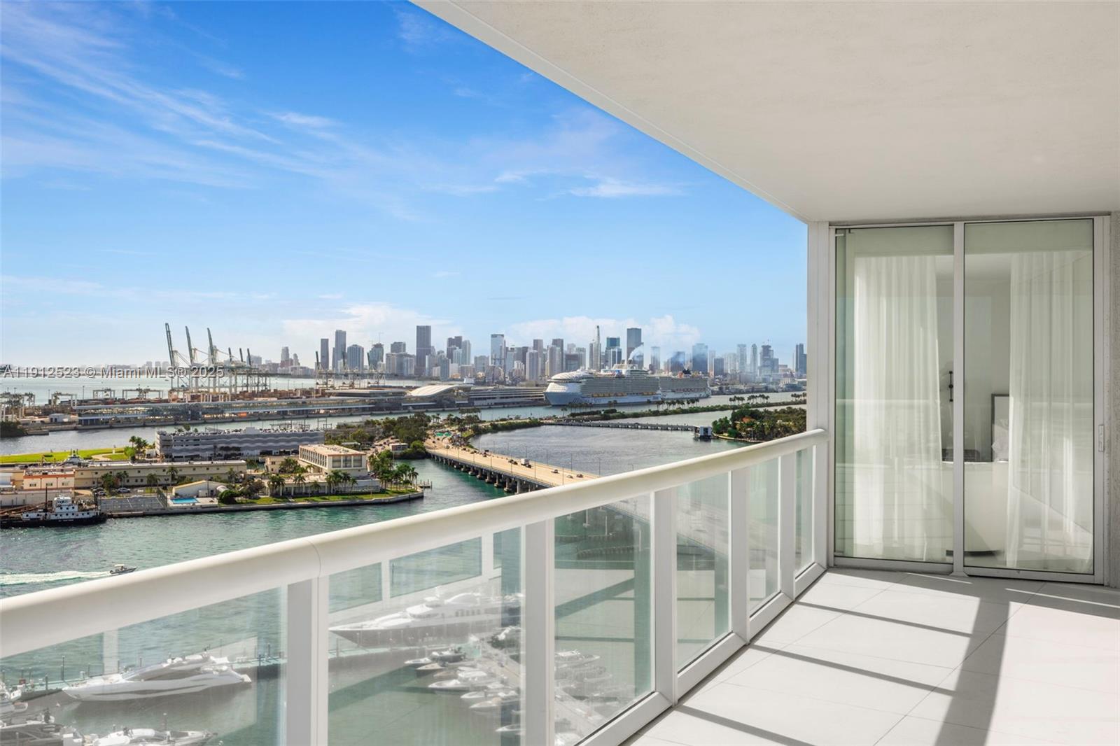 450 Alton Rd #2007, Miami Beach FL 33139