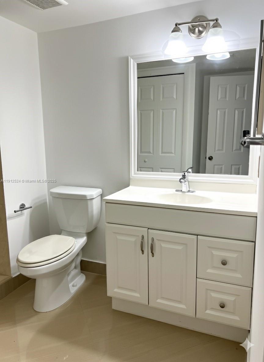 16531 Blatt Blvd #101, Weston FL 33326