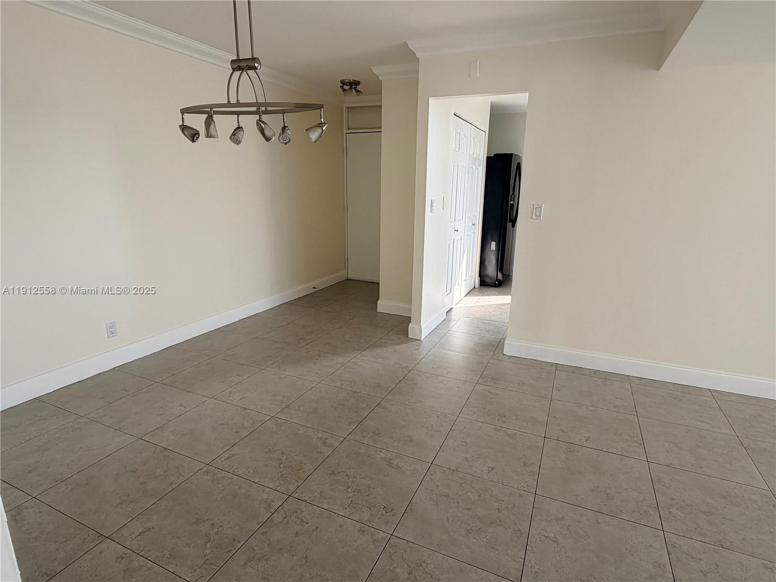 3703 NE 166th St #910, North Miami Beach FL 33160