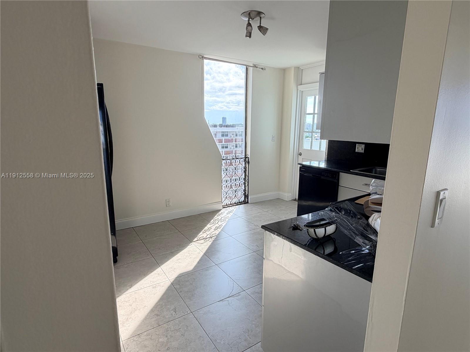 3703 NE 166th St #910, North Miami Beach FL 33160