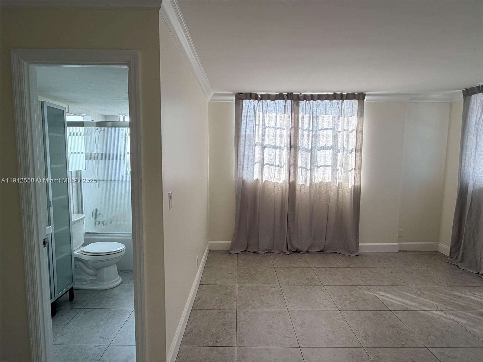 3703 NE 166th St #910, North Miami Beach FL 33160