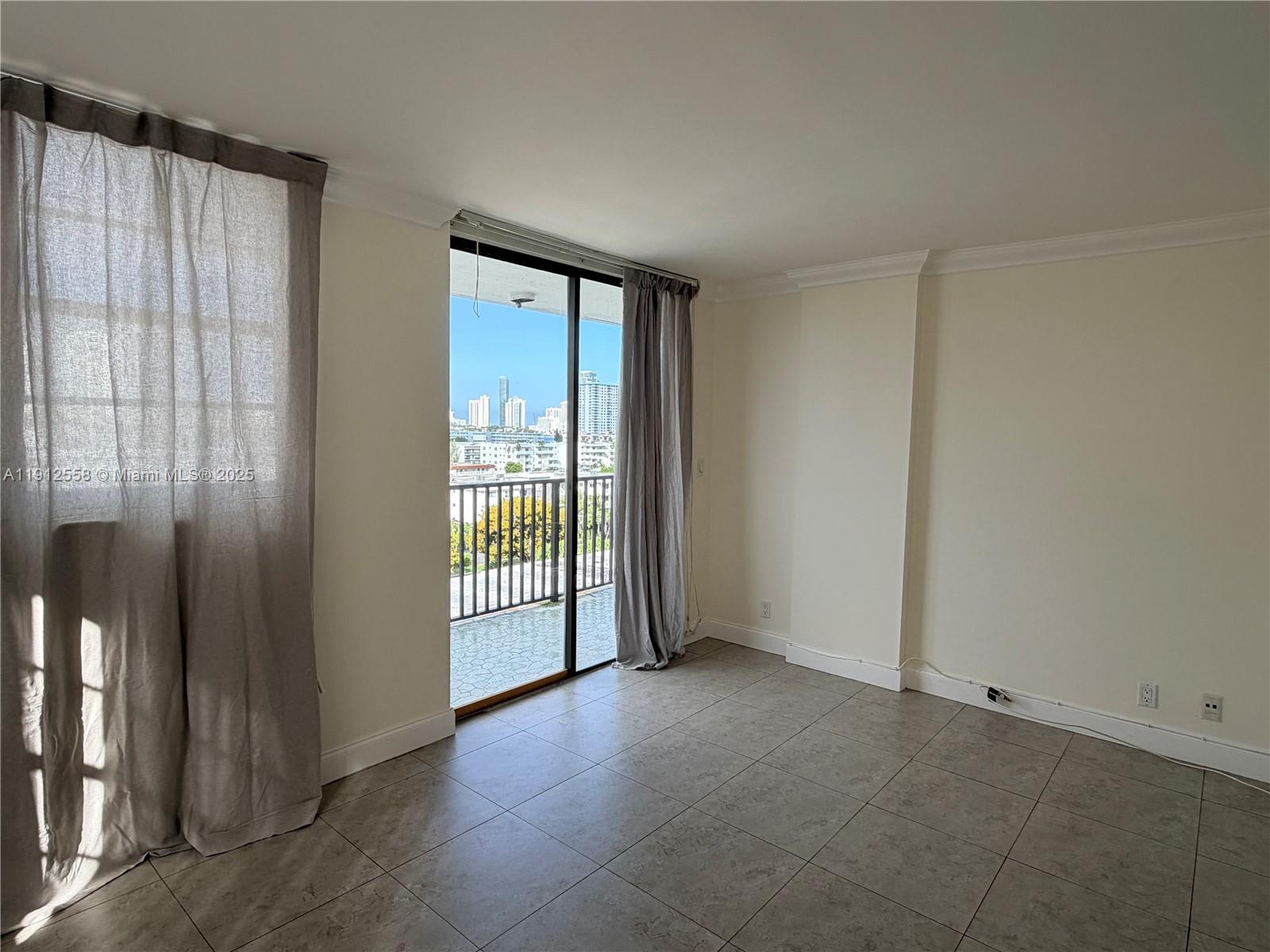3703 NE 166th St #910, North Miami Beach FL 33160