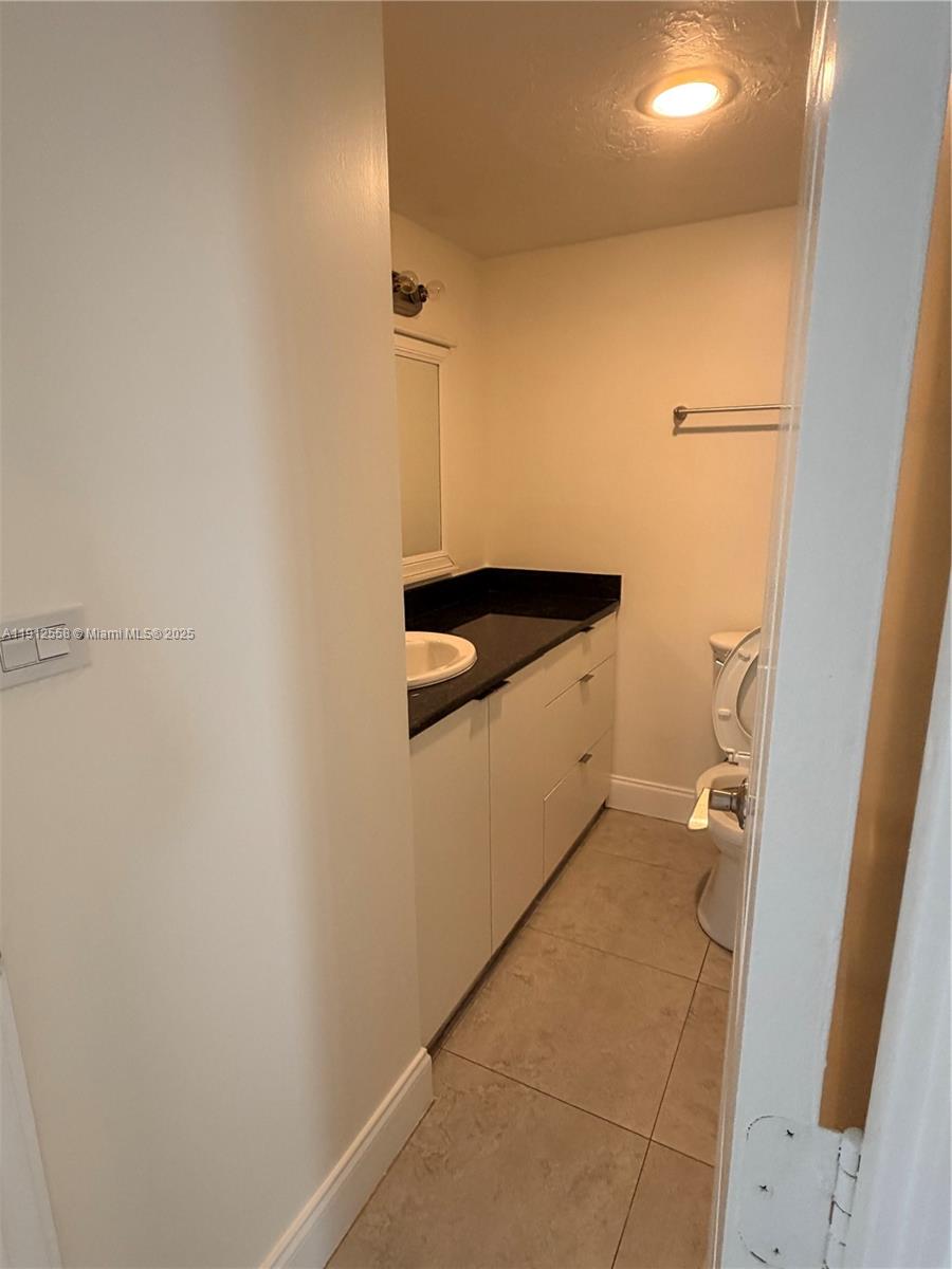 3703 NE 166th St #910, North Miami Beach FL 33160