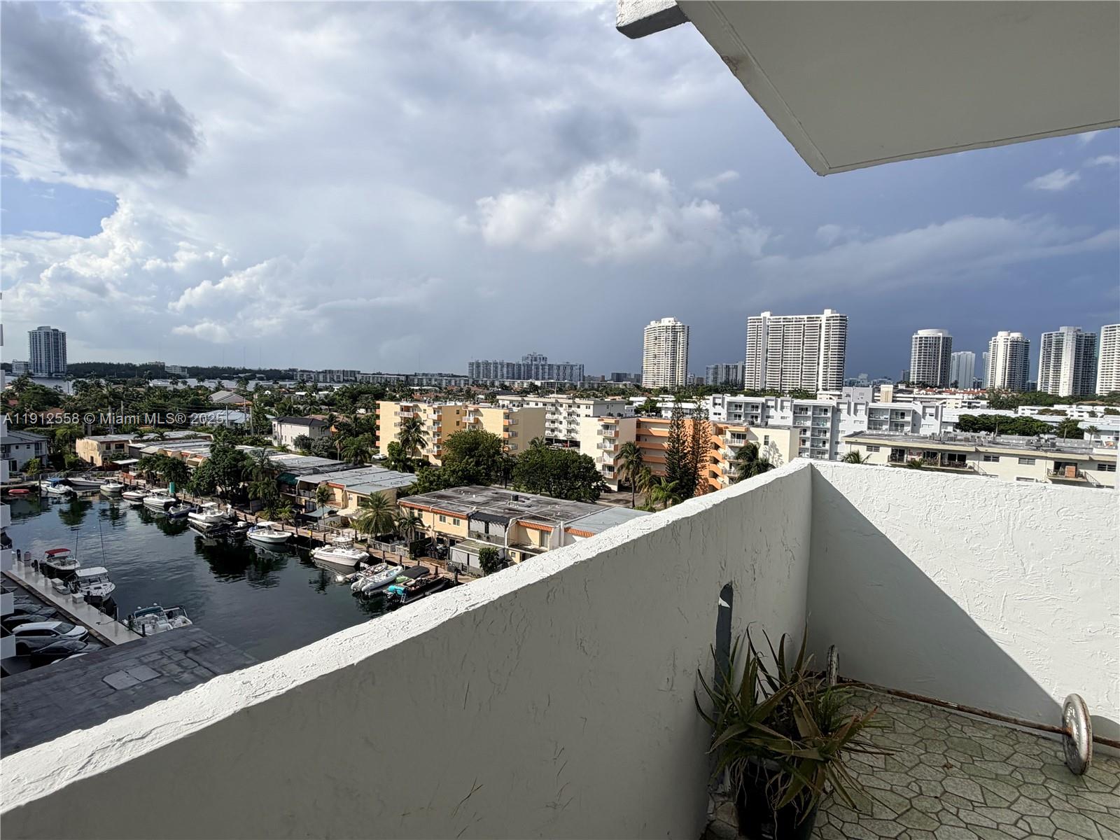 3703 NE 166th St #910, North Miami Beach FL 33160