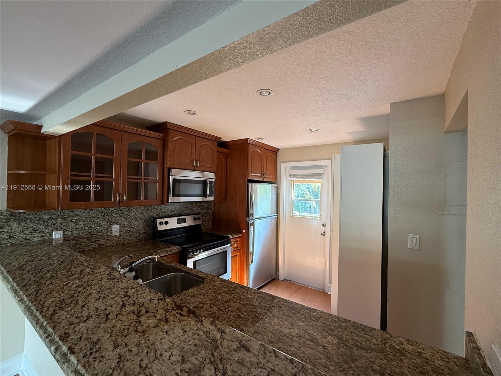 3745 NE 171st St #40, North Miami Beach FL 33160