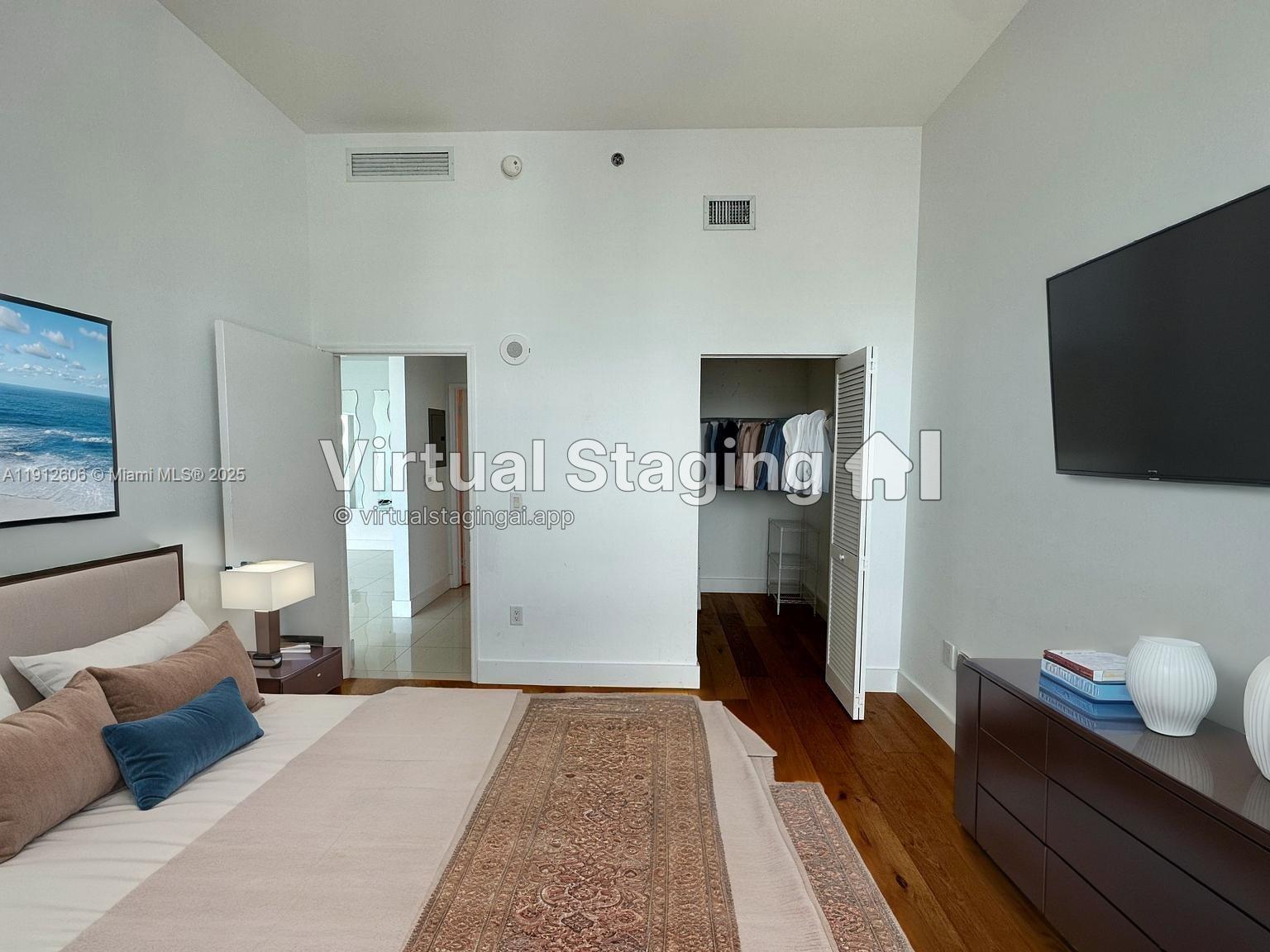 950 Brickell Bay Dr #5404, Miami FL 33131