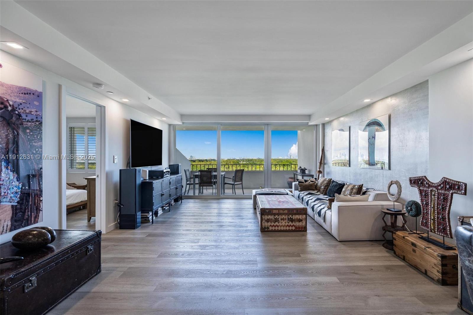 155 Ocean Lane Dr #1002, Key Biscayne FL 33149