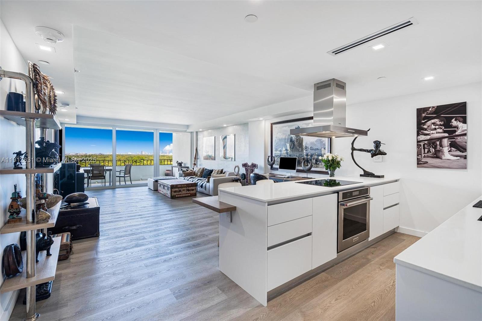 155 Ocean Lane Dr #1002, Key Biscayne FL 33149