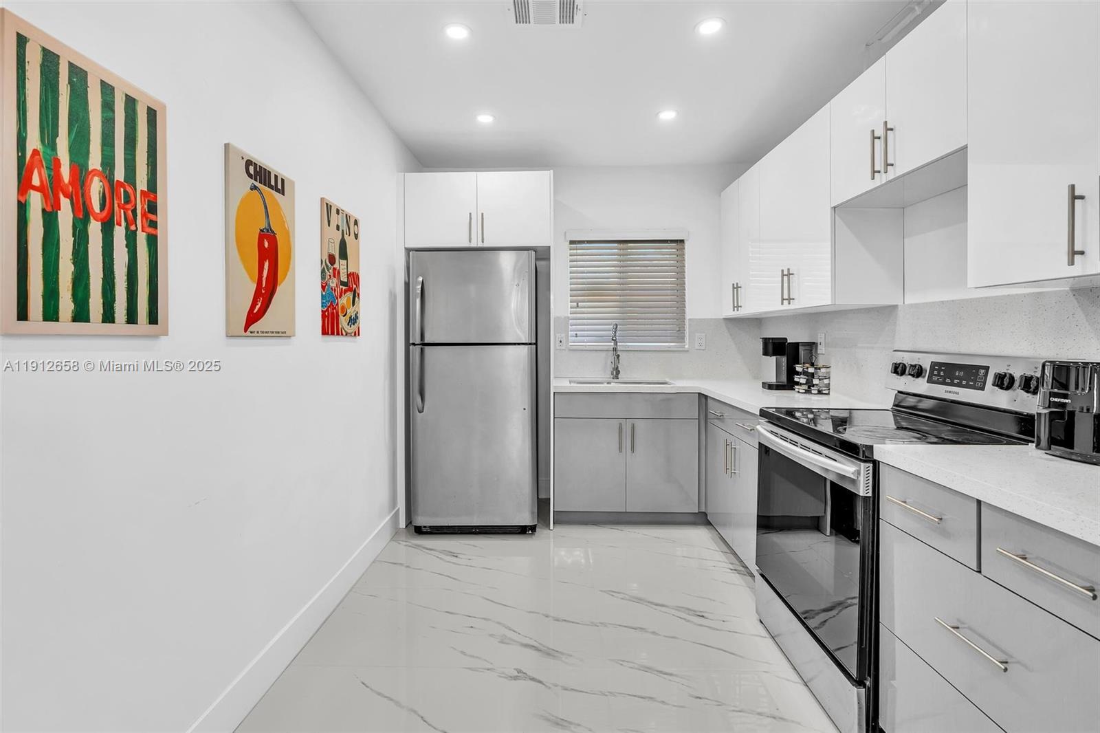 797 NW 35th St, Miami FL 33127