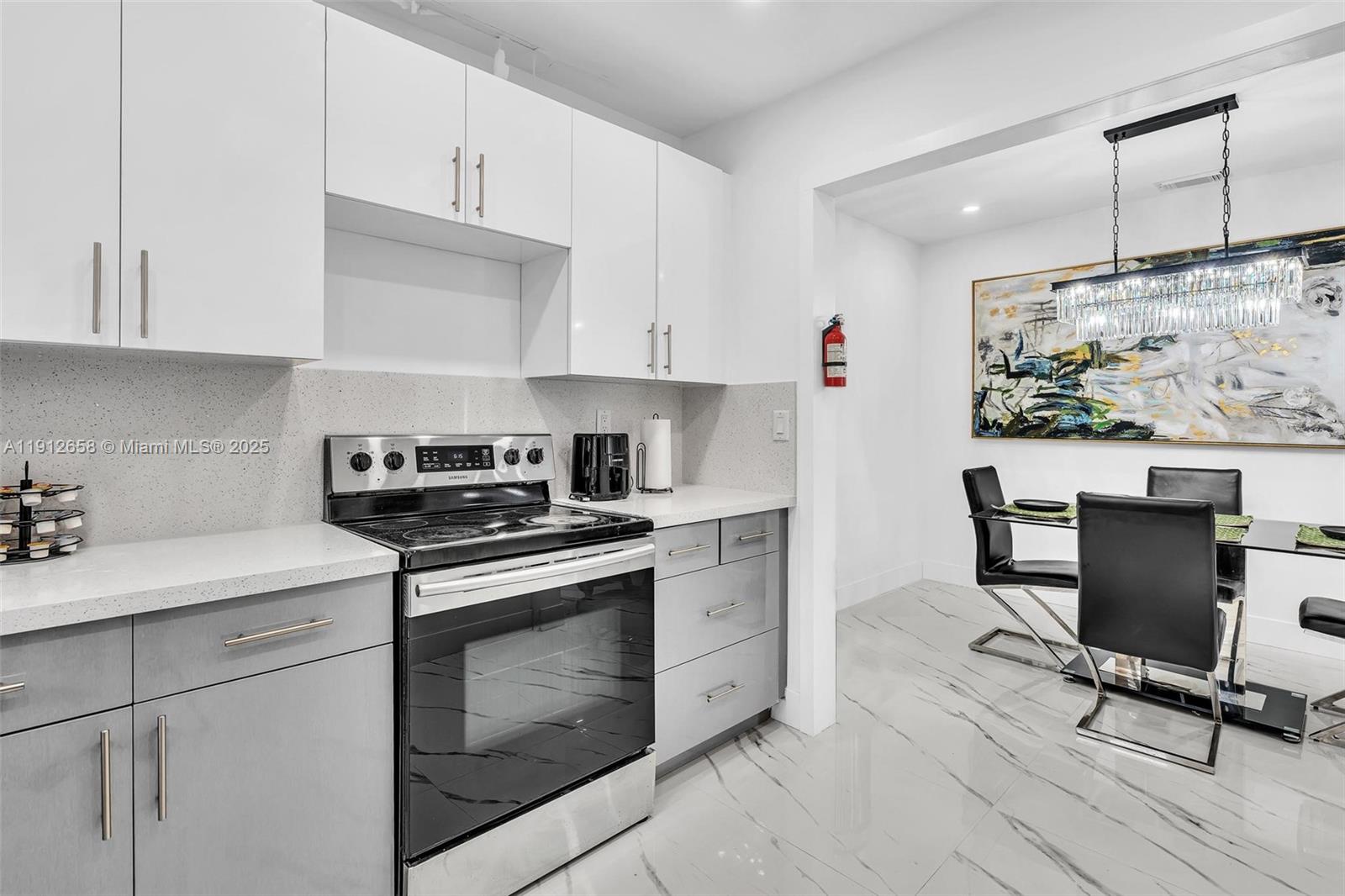 797 NW 35th St, Miami FL 33127