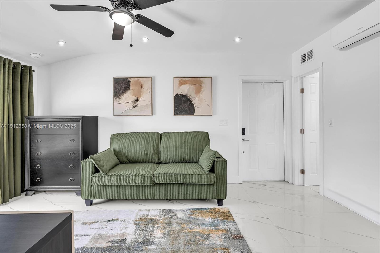 797 NW 35th St, Miami FL 33127