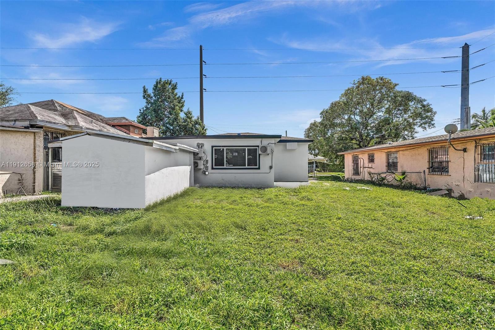 797 NW 35th St, Miami FL 33127