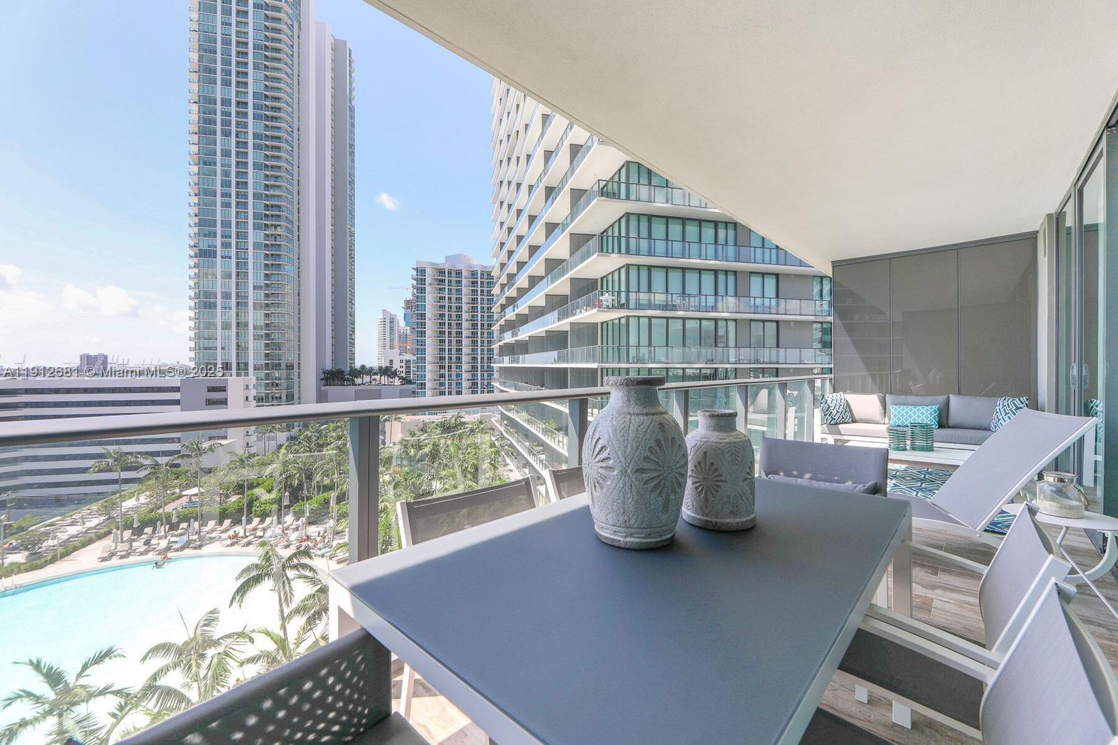 650 NE 32nd St #1002, Miami FL 33137