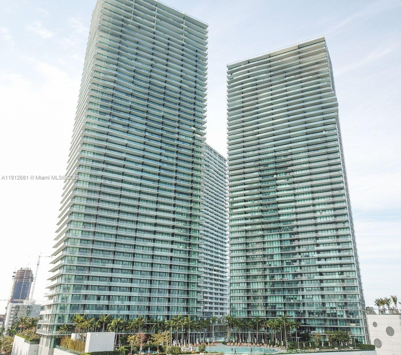 650 NE 32nd St #1002, Miami FL 33137