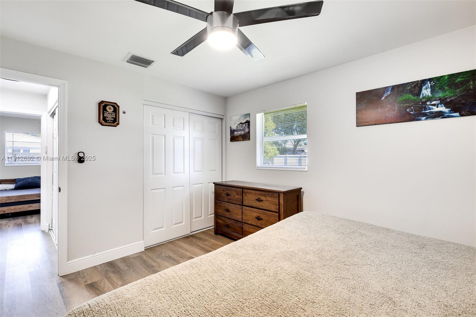9148 Bamboo Dr, Palm Beach Gardens FL 33410