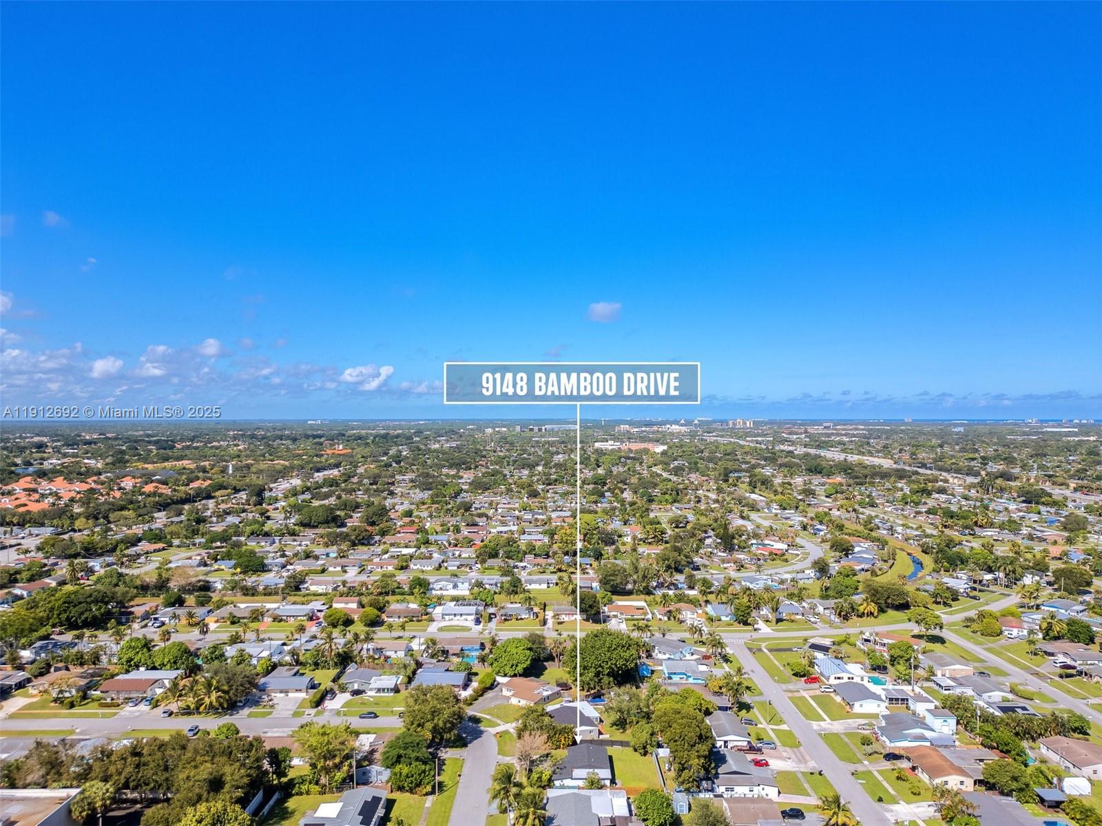 9148 Bamboo Dr, Palm Beach Gardens FL 33410