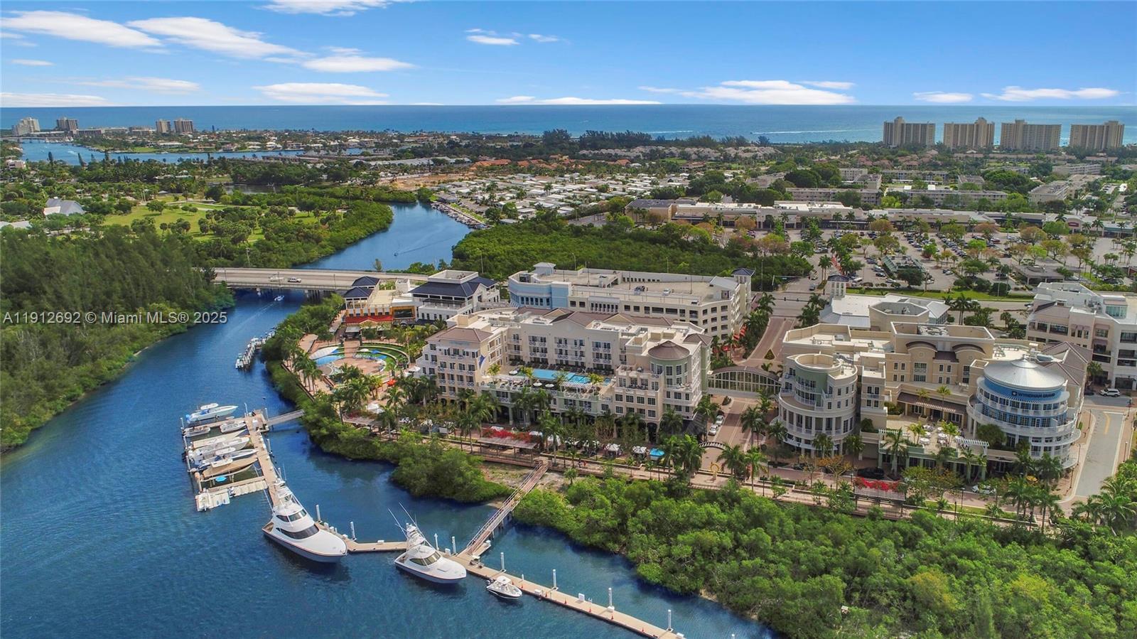 9148 Bamboo Dr, Palm Beach Gardens FL 33410