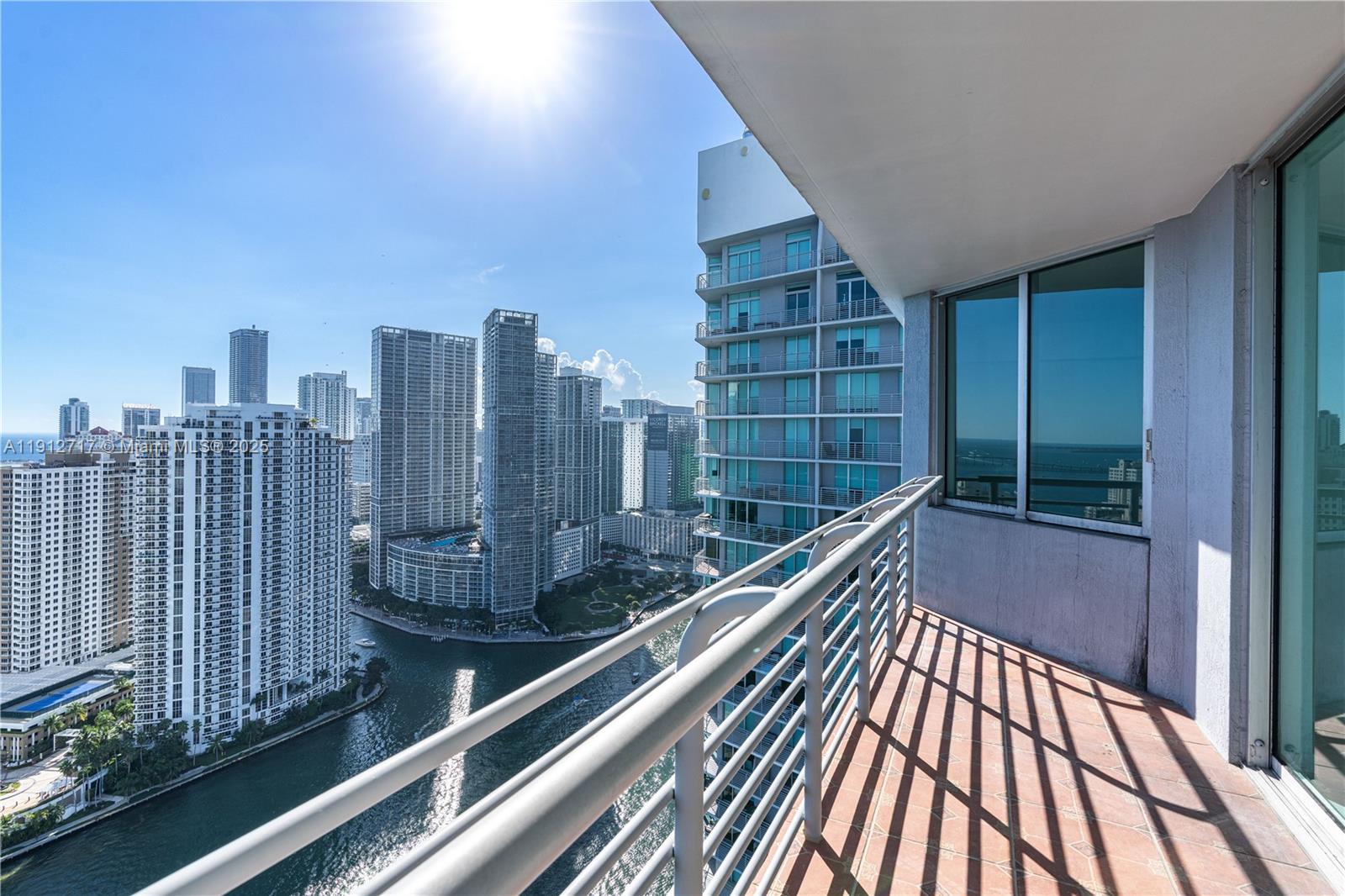 335 S Biscayne Blvd #4105, Miami FL 33131