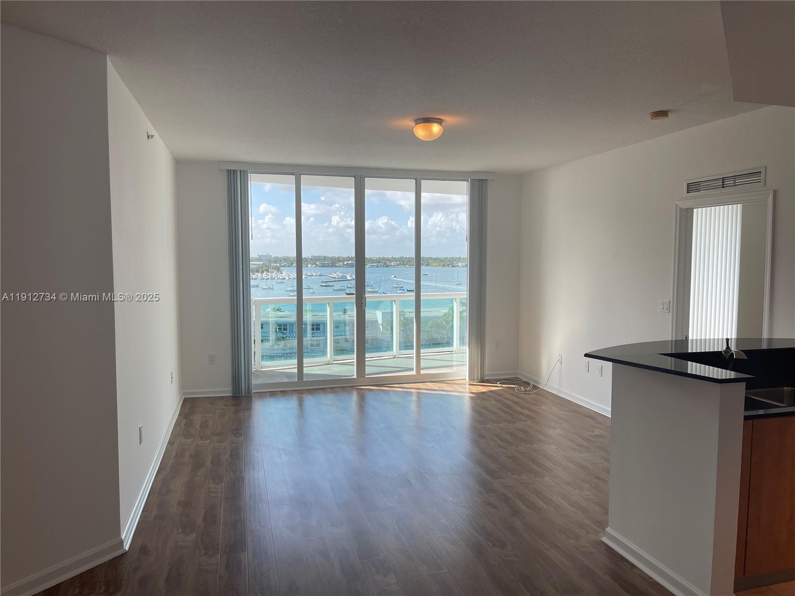 7900 Harbor Island Dr #720, North Bay Village FL 33141