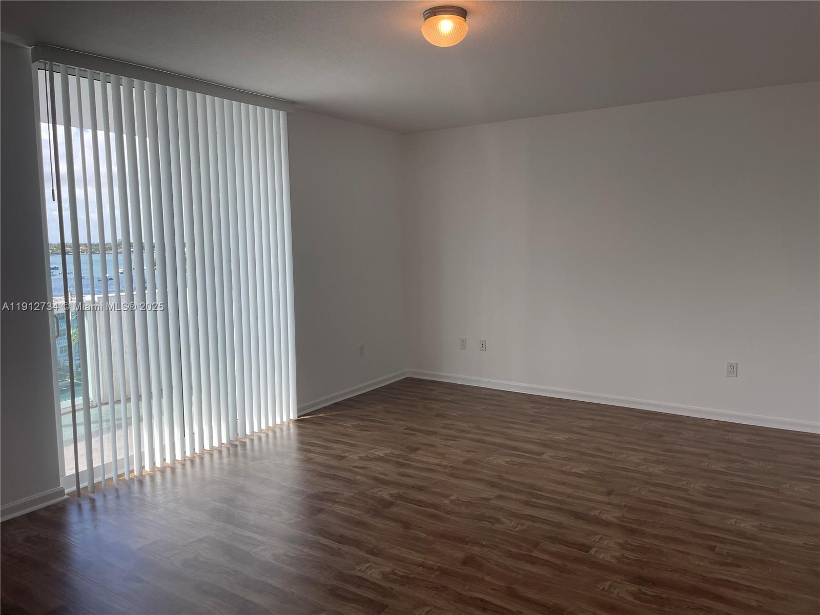 7900 Harbor Island Dr #720, North Bay Village FL 33141