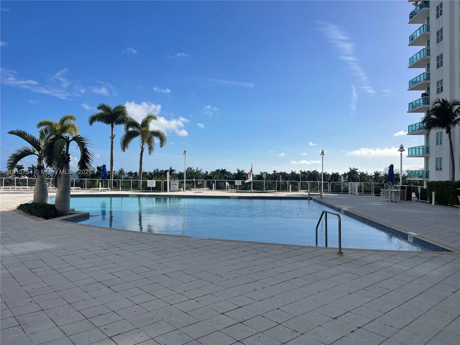 7900 Harbor Island Dr #720, North Bay Village FL 33141