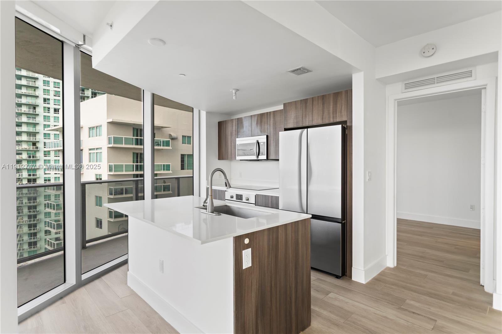 488 NE 18th St #3401, Miami FL 33132