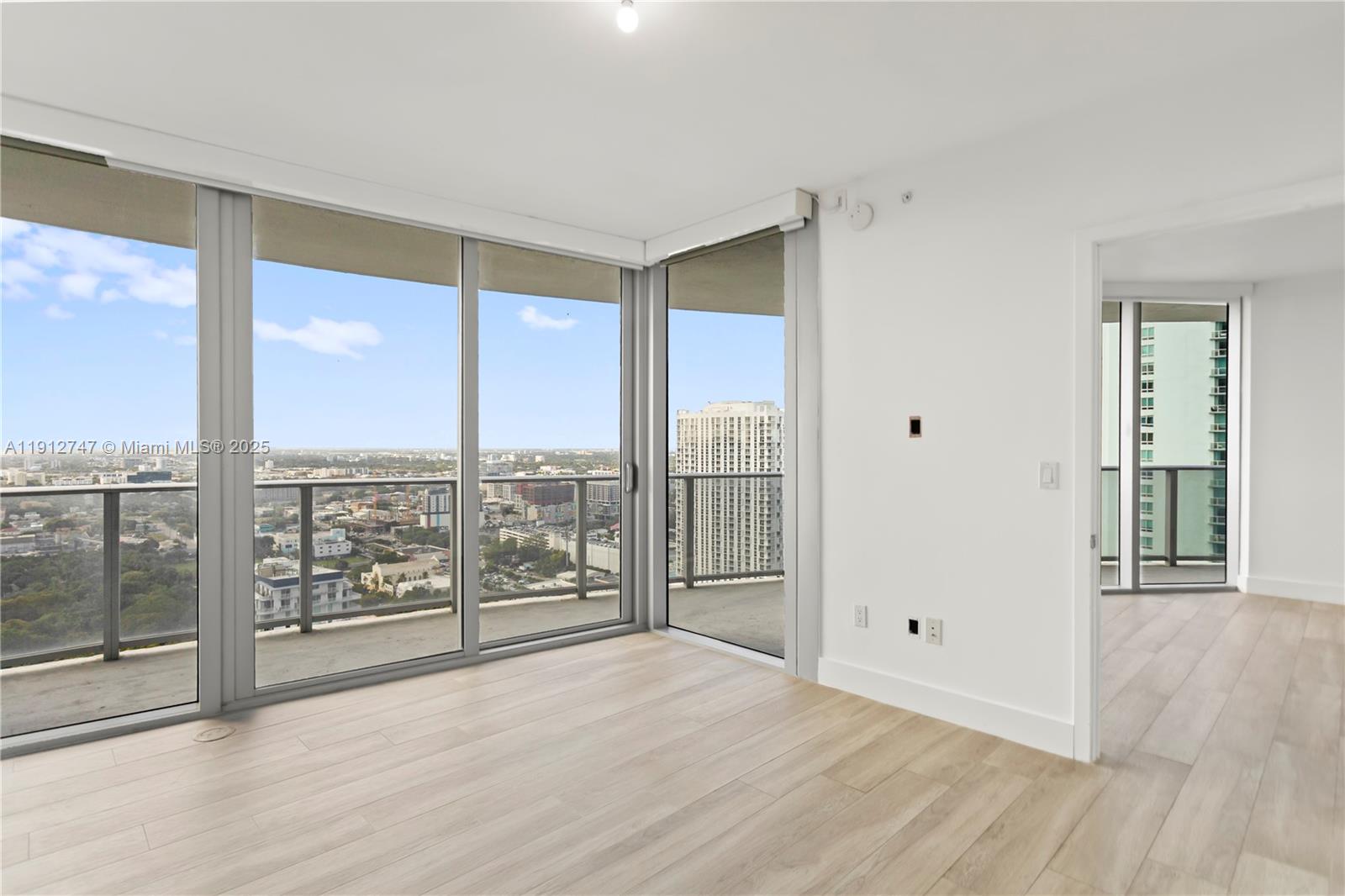 488 NE 18th St #3401, Miami FL 33132