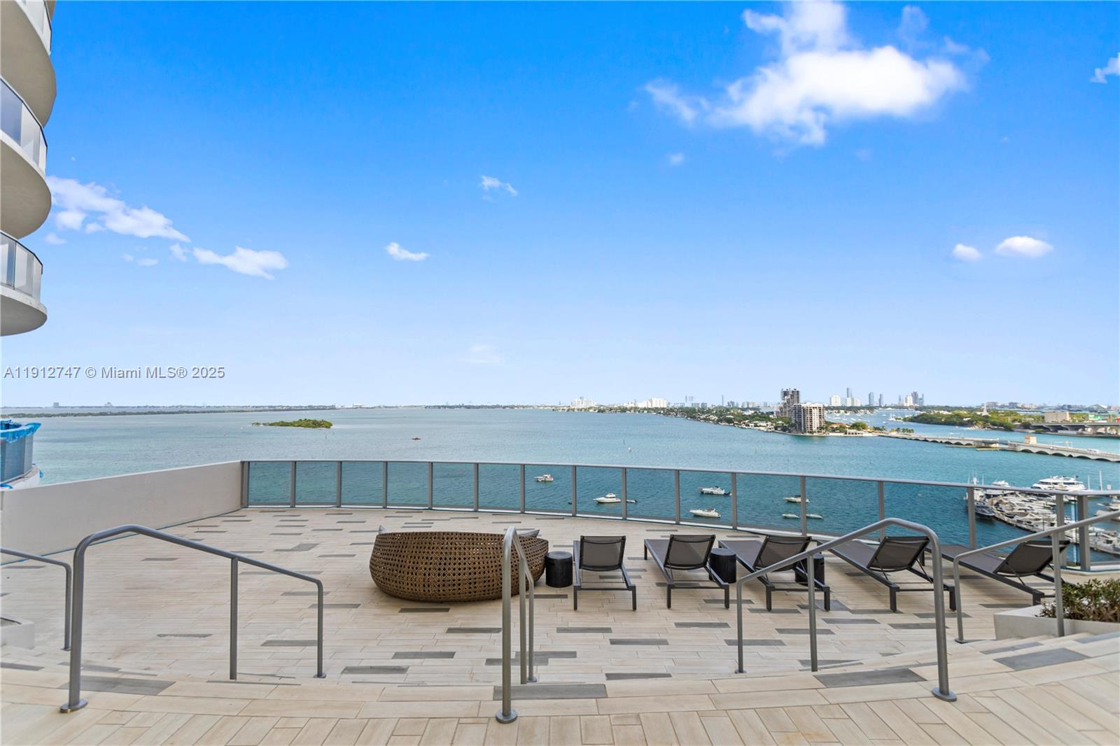 488 NE 18th St #3401, Miami FL 33132