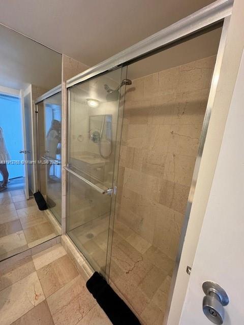 5161 Collins Ave #1406, Miami Beach FL 33140
