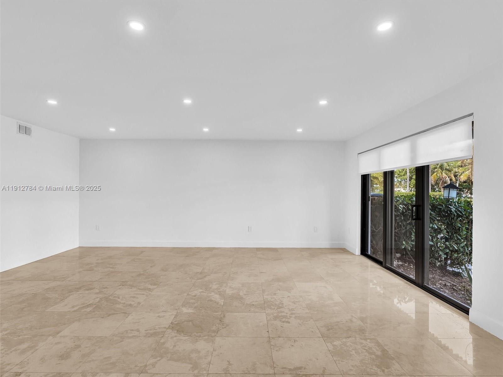 3776 NE 166th St #108, North Miami Beach FL 33160