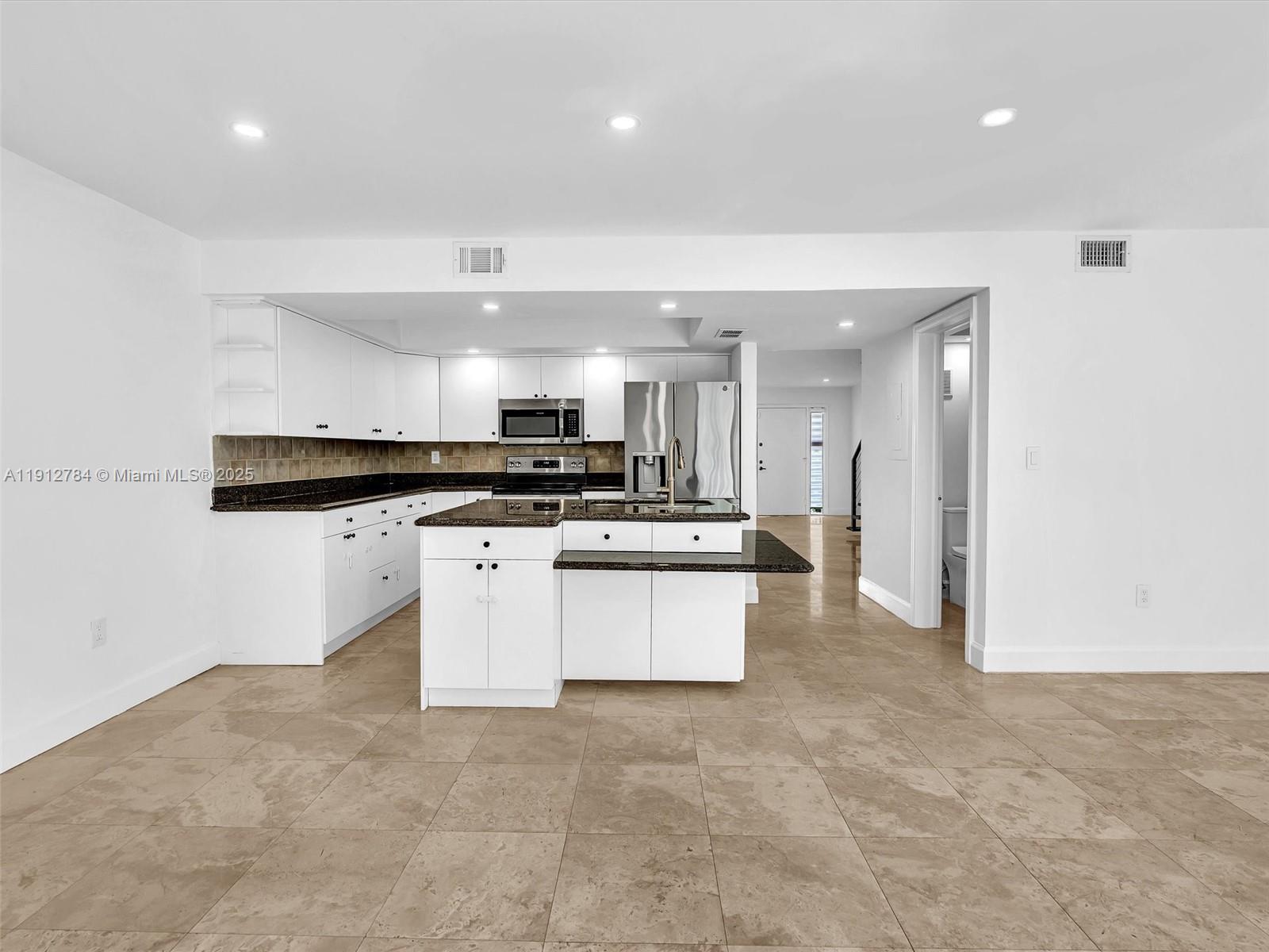 3776 NE 166th St #108, North Miami Beach FL 33160