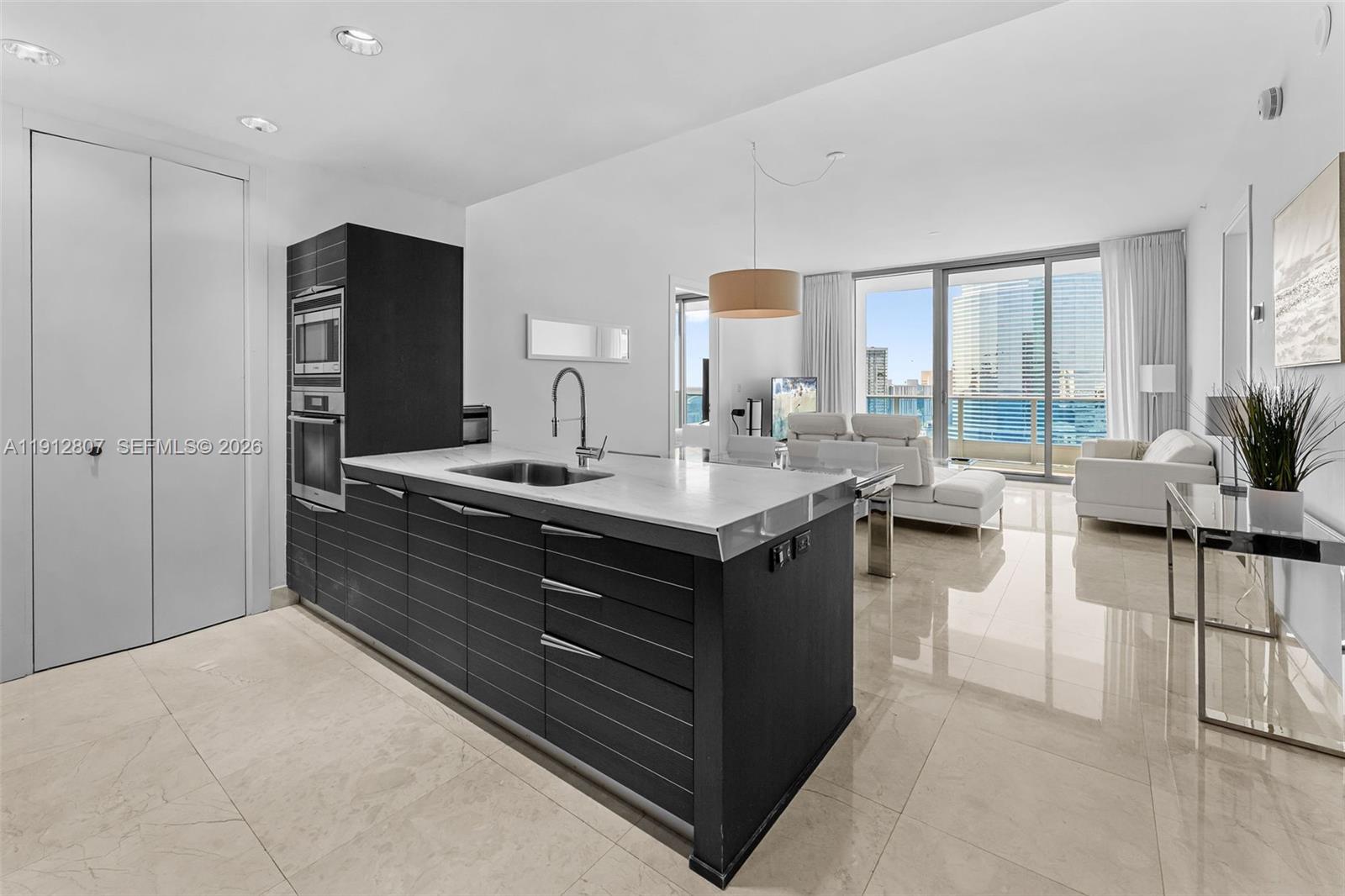 200 Biscayne Boulevard Way #4510, Miami FL 33131