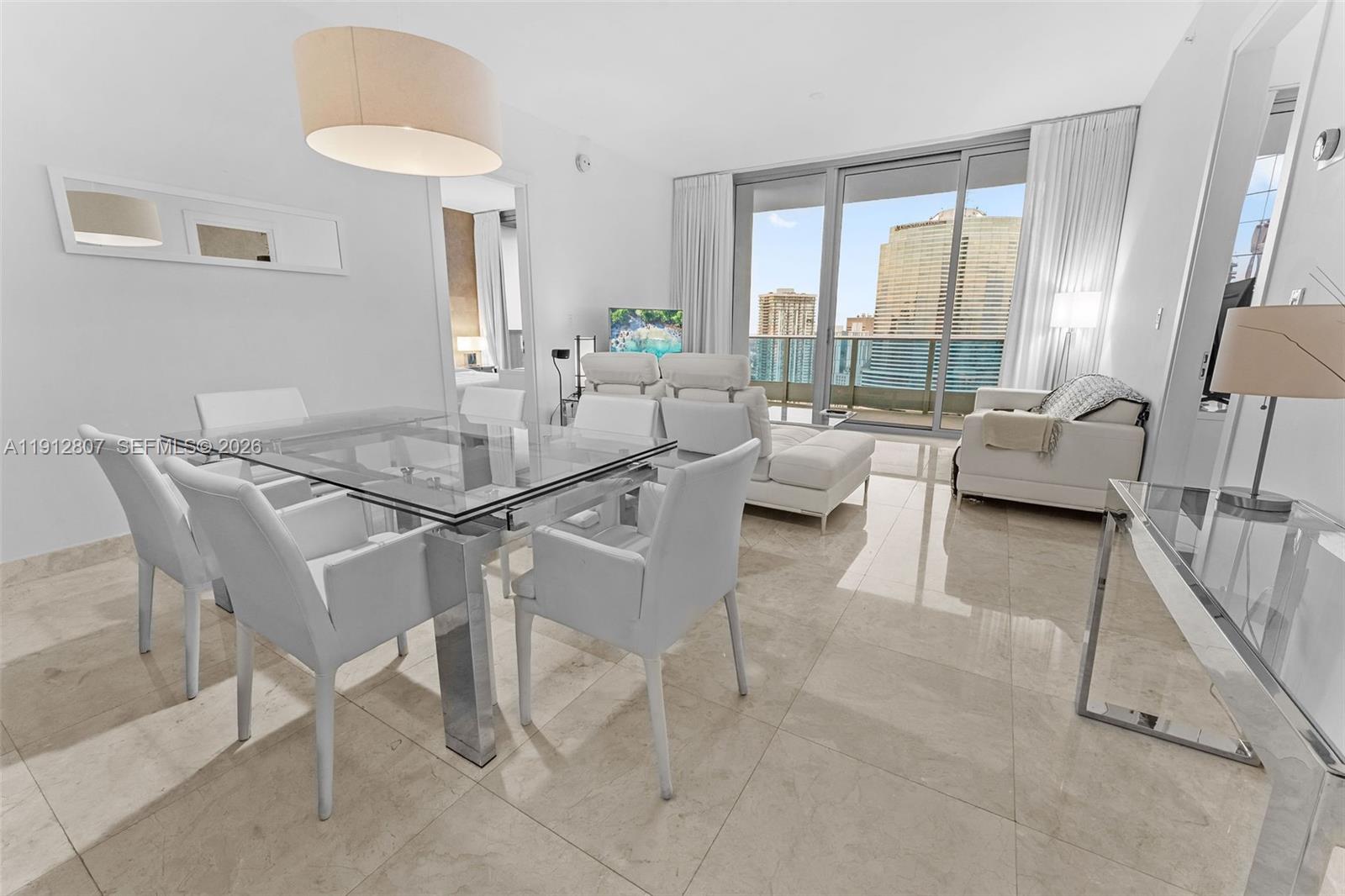 200 Biscayne Boulevard Way #4510, Miami FL 33131