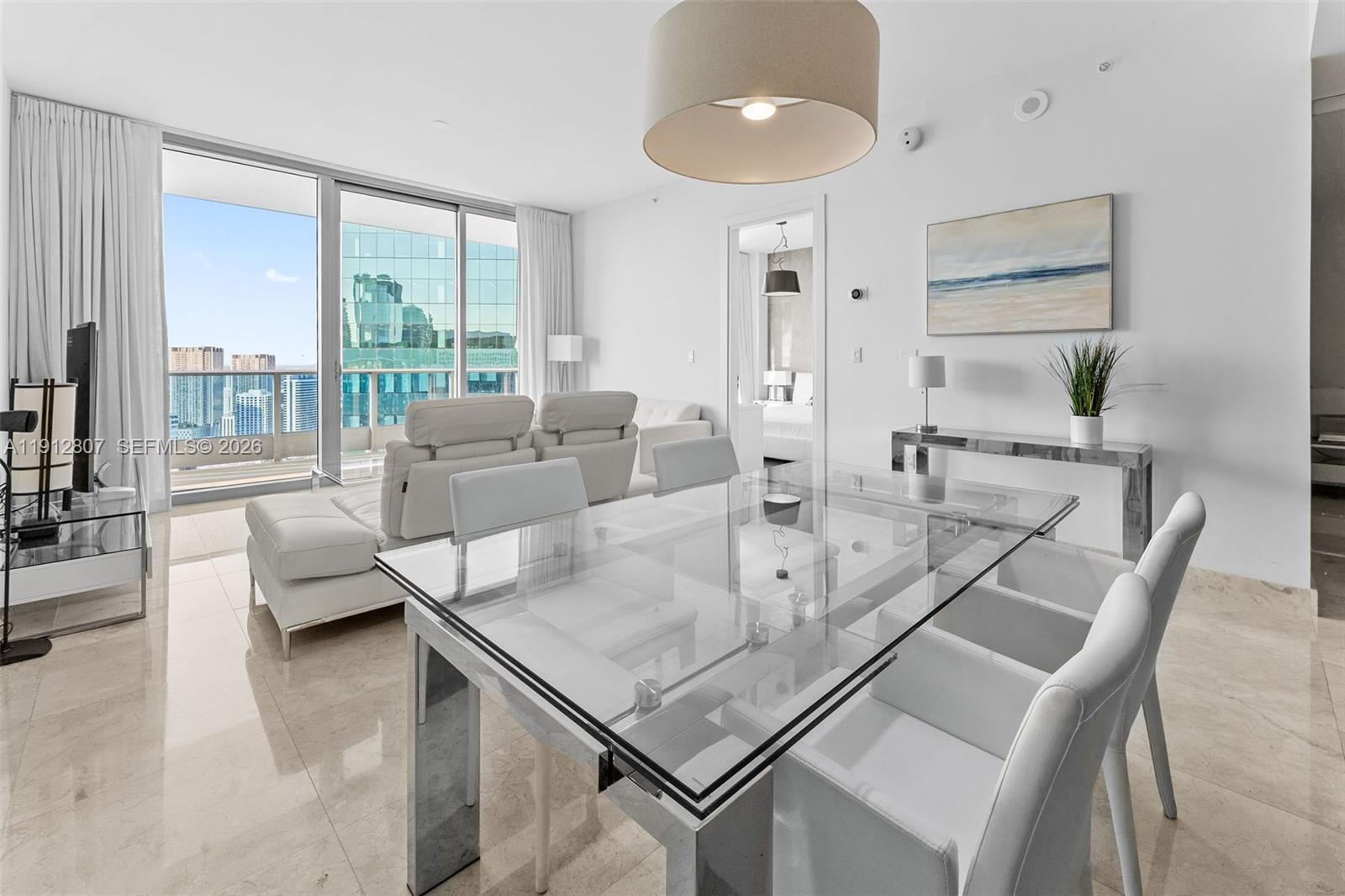 200 Biscayne Boulevard Way #4510, Miami FL 33131