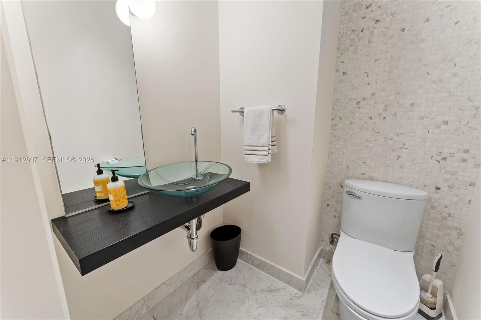 200 Biscayne Boulevard Way #4510, Miami FL 33131