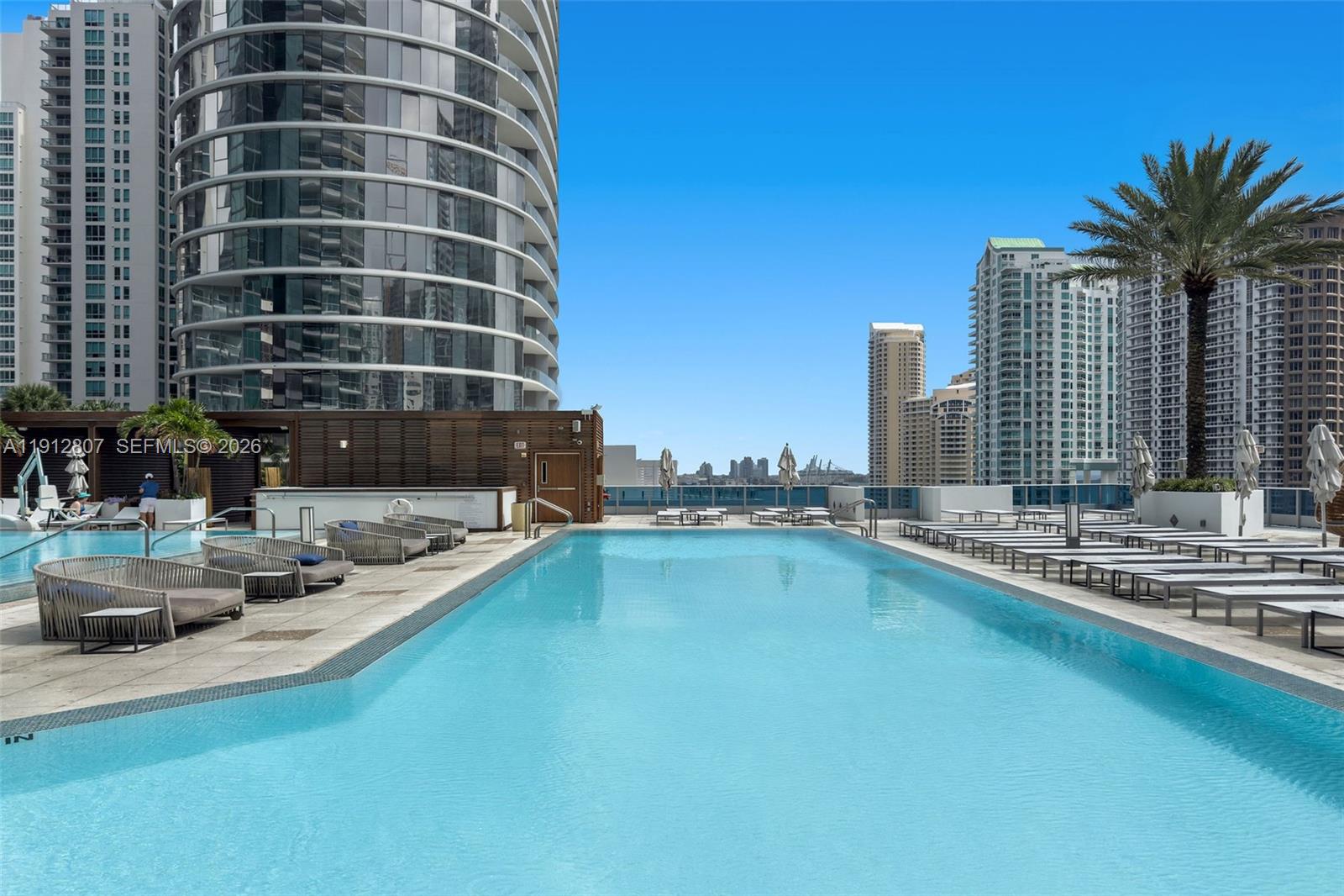 200 Biscayne Boulevard Way #4510, Miami FL 33131