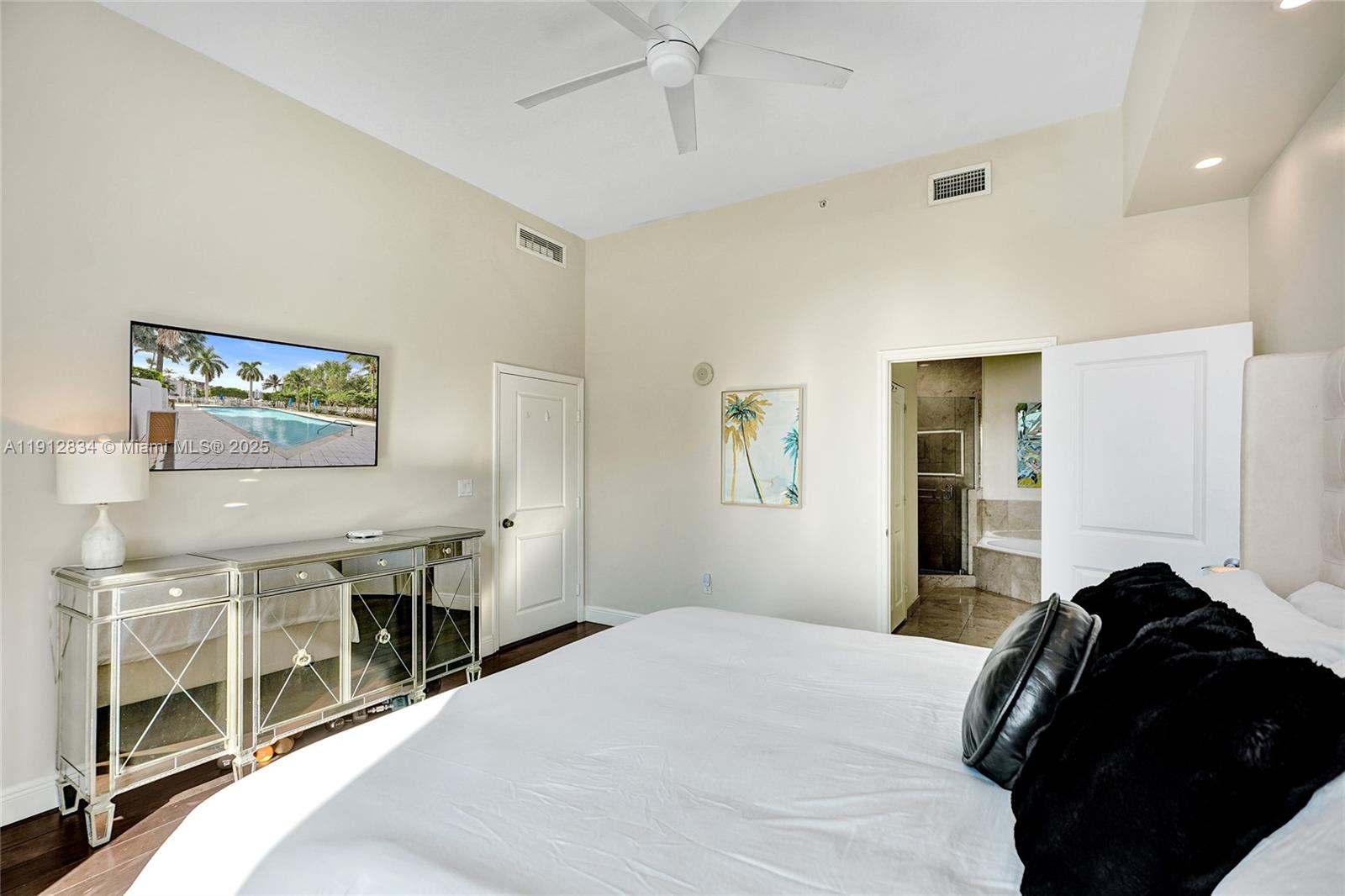 7910 Harbor Island Dr #1201, North Bay Village FL 33141