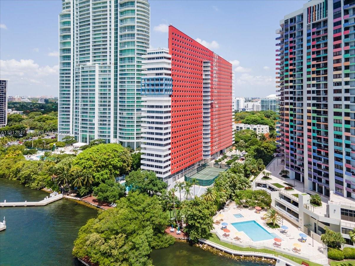 1627 Brickell Ave #1401, Miami FL 33129