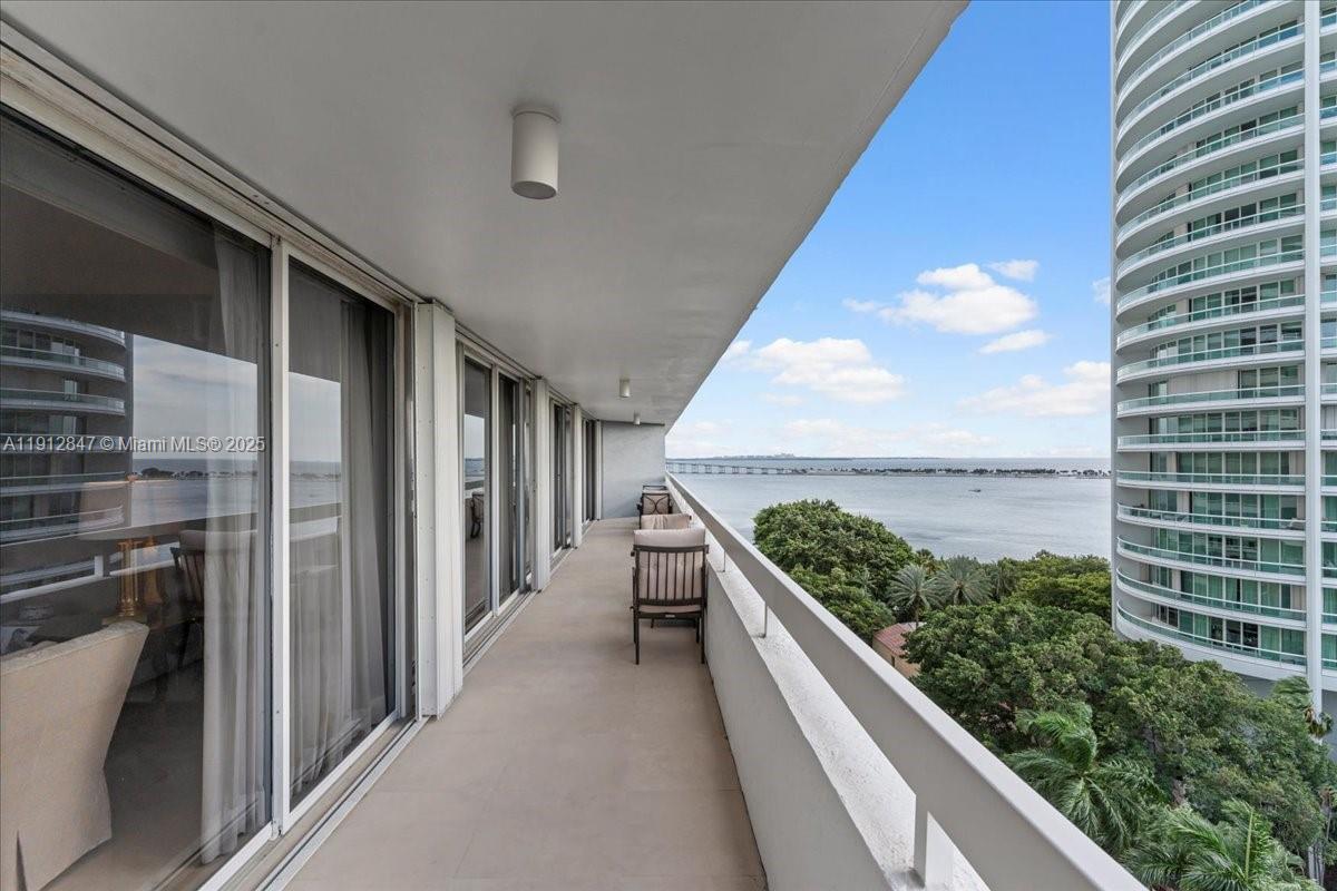 1627 Brickell Ave #1401, Miami FL 33129