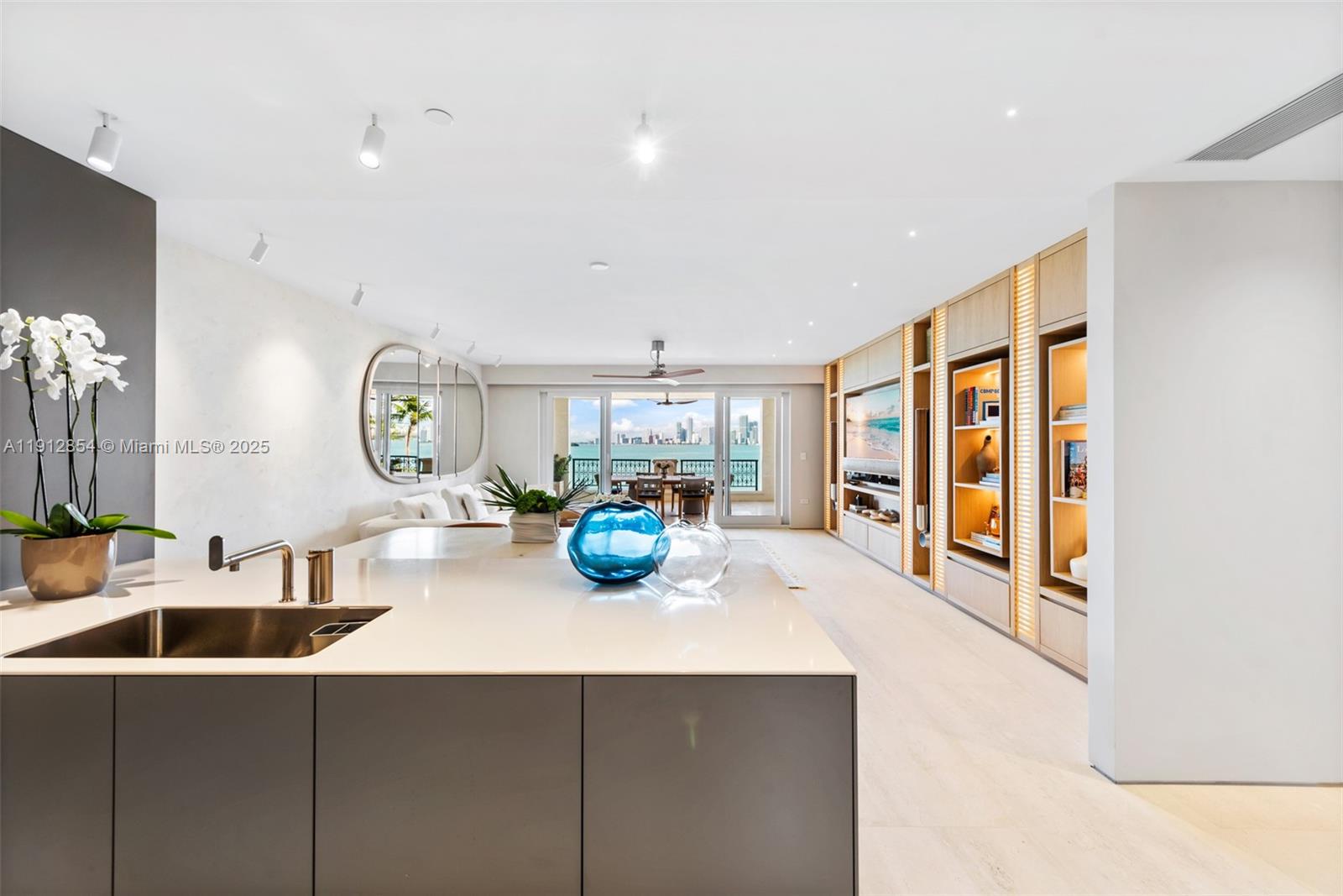 4922 Fisher Island Dr #4922, Miami Beach FL 33109